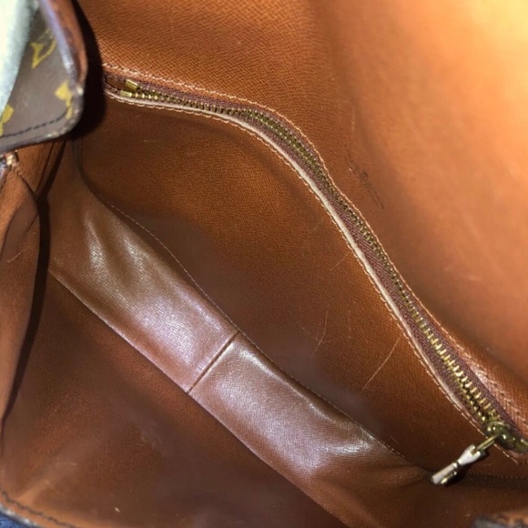 Louis Vuitton Classic Monogram Crossbody Bag - Picture 16 of 16